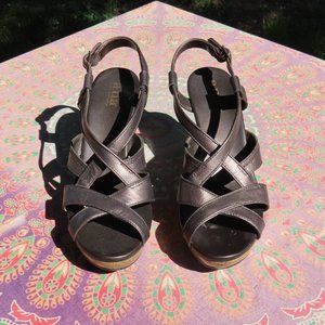 a.n.a. Metallic Brown Leather Sandals